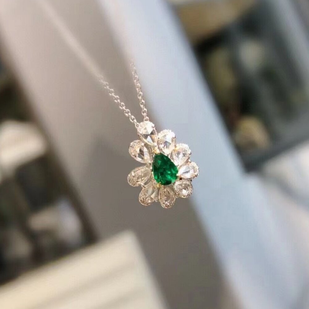 🔥NEW 925 Silver Plated 💎Moissanite Look White Green Pendant Necklace, GPMB1396 - Picture 6 of 8